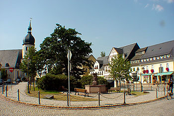 Olbernhauer Markt mit Kirche